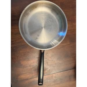 Fleischer and wolf 10 inch skillet Made in USA